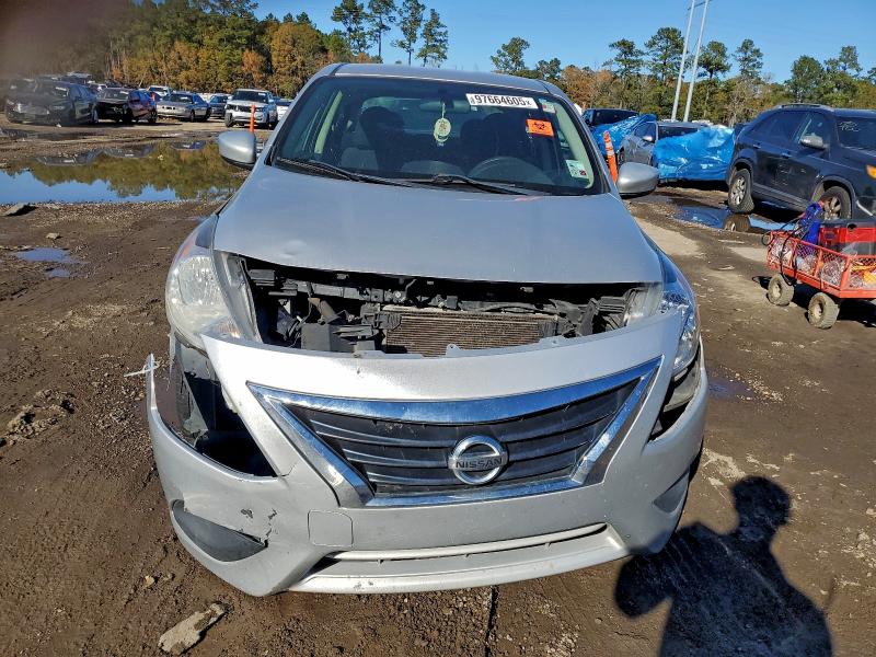Photo 5 from auction – 2019 NISSAN VERSA S with VIN 3N1CN7AP5KL863226