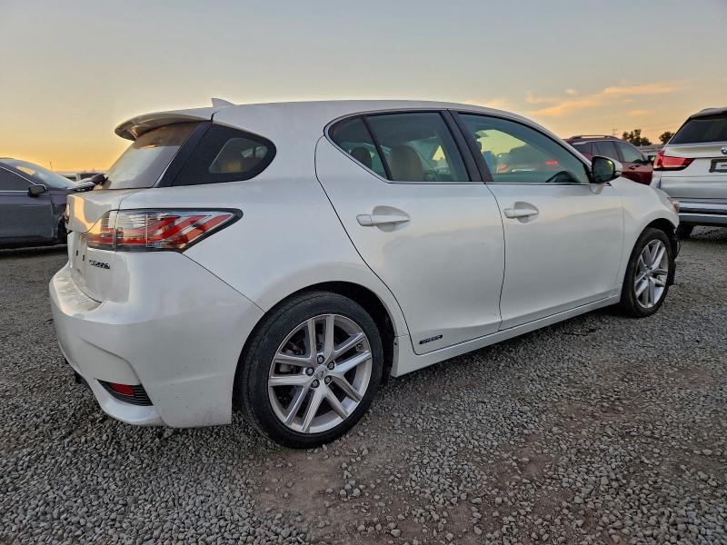 صورة رقم 3 من المزاد - 2016 LEXUS CT 200H مع VIN JTHKD5BH1G2253547