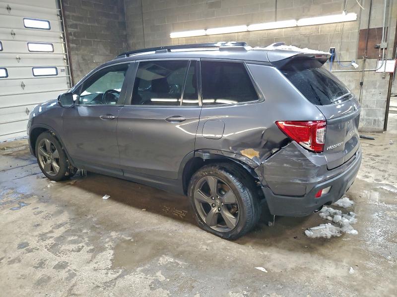 Photo 2 from auction – 2019 HONDA PASSPORT with VIN 5FNYF7H96KB006192