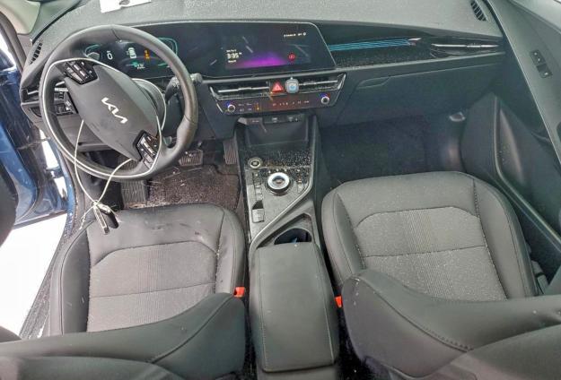 Photo 8 from auction – 2023 KIA NIRO EX with VIN KNDCS3LFXP5066934