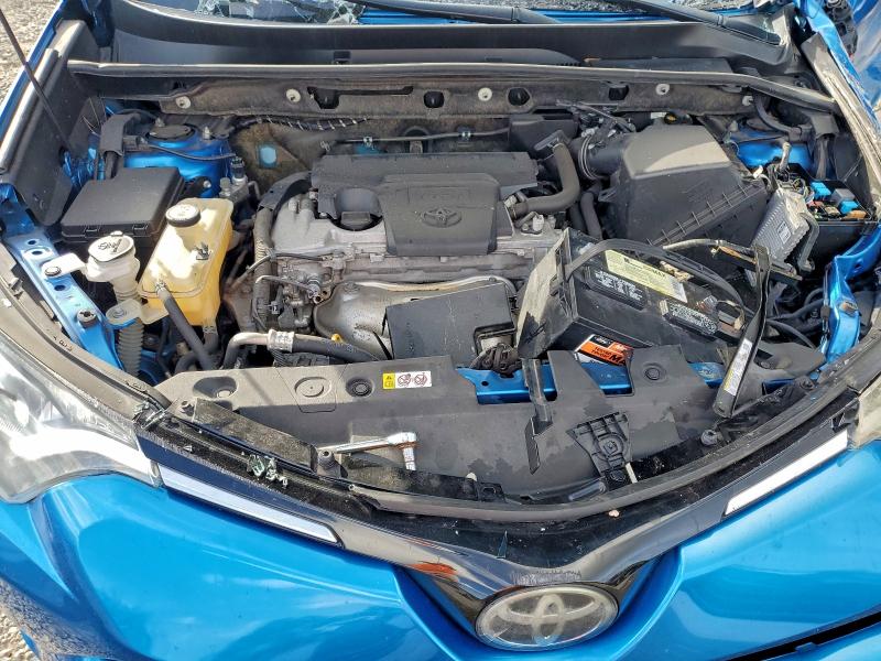 Photo 12 from auction – 2018 TOYOTA RAV4 with VIN JTMZFREV5JJ195698