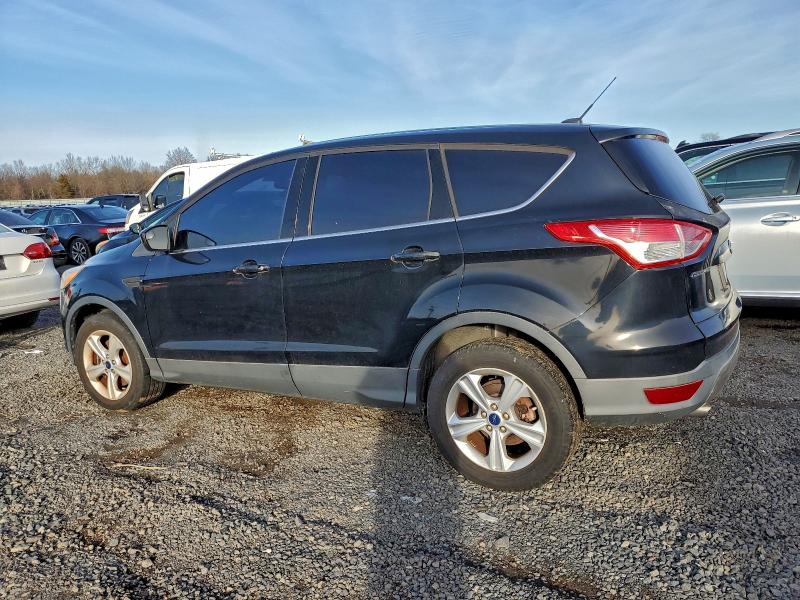 Photo 2 from auction – 2016 FORD ESCAPE with VIN 1FMCU0G99GUC45268