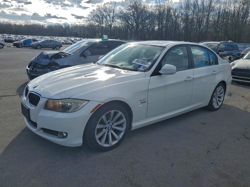 BMW 328 XI SUL 2011 with VIN WBAPK5C52BA659639 - Photo from auction