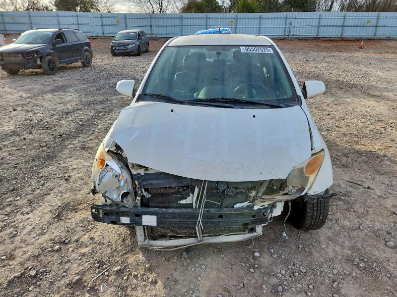 Photo 5 from auction – 2006 TOYOTA SCION XA with VIN JTKKT624360148518