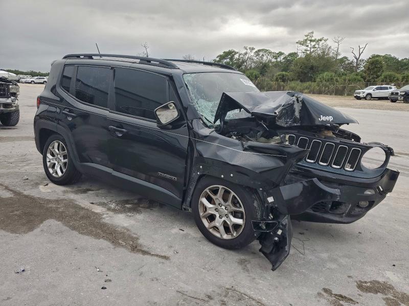 Photo 4 from auction – 2017 JEEP RENEGADE with VIN ZACCJBBB5HPG63168