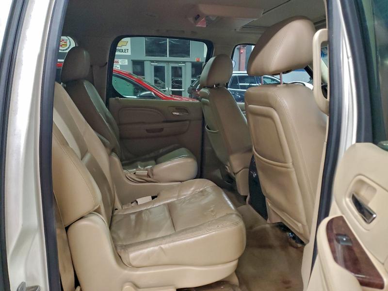 Photo 11 from auction – 2011 CADILLAC ESCALADE E with VIN 1GYS4HEF1BR217753