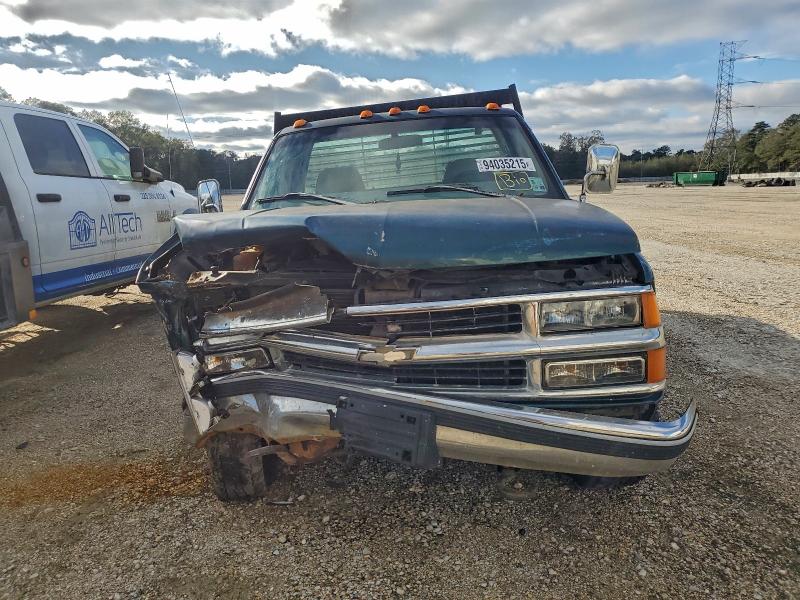 Photo 5 from auction – 1998 CHEVROLET C/K3500 with VIN 1GCHC34R7WF002256