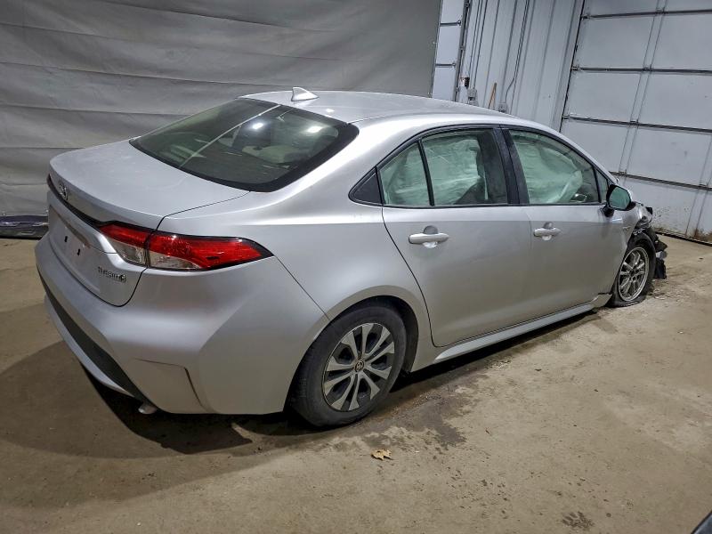 Photo 3 from auction – 2020 TOYOTA COROLLA LE with VIN JTDEBRBE3LJ009660