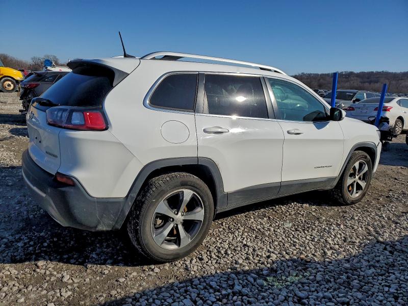 Photo 3 from auction – 2019 JEEP CHEROKEE L with VIN 1C4PJMDX9KD188653