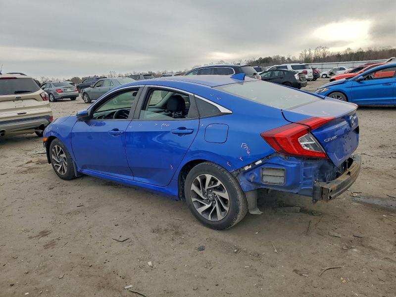 Photo 2 from auction – 2017 HONDA CIVIC EX with VIN 2HGFC2F78HH528735