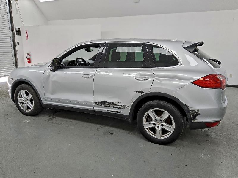 Photo 2 from auction – 2013 PORSCHE CAYENNE with VIN WP1AA2A24DLA06092