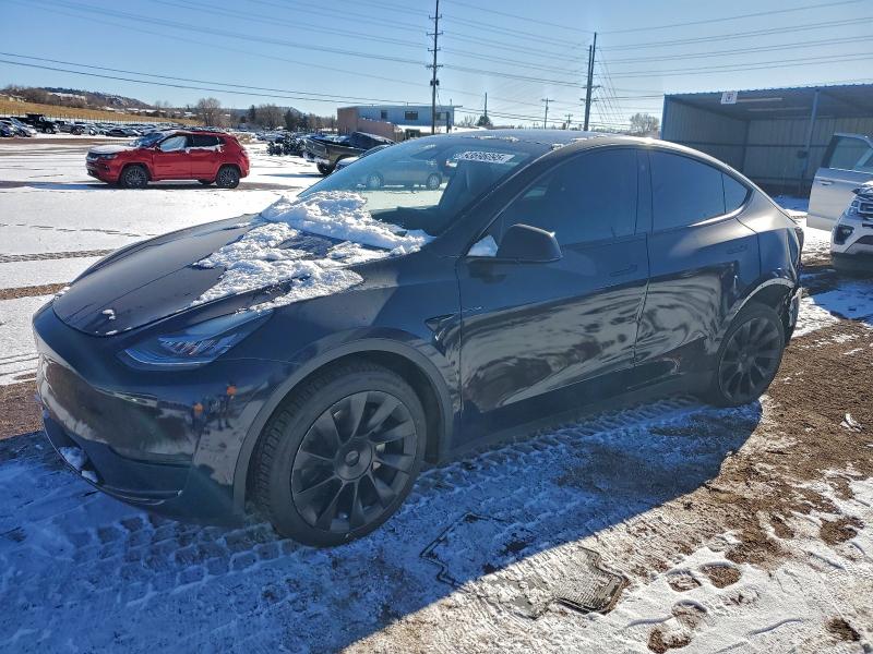 TESLA MODEL Y 2022 with VIN 7SAYGDEE2NF386068 - Photo from auction