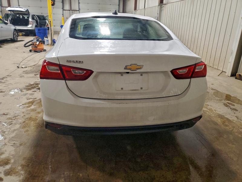 Photo 6 from auction – 2017 CHEVROLET MALIBU LS with VIN 1G1ZC5ST4HF264553