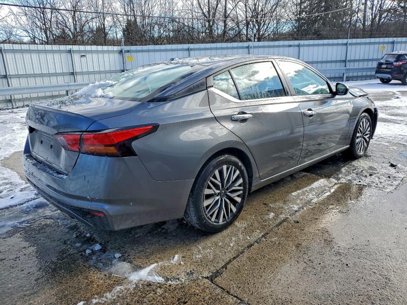 Photo 3 from auction – 2025 NISSAN ALTIMA SV with VIN 1N4BL4DV5SN395835