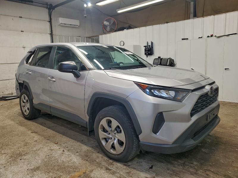 Photo 4 from auction – 2022 TOYOTA RAV4 LE with VIN 2T3F1RFV6NC266951