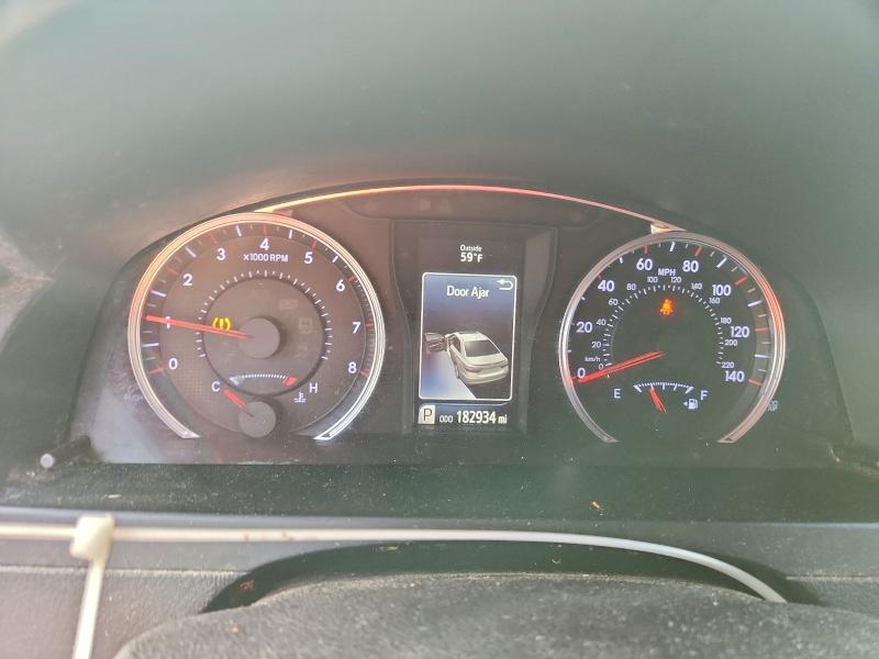 Photo 9 from auction – 2017 TOYOTA CAMRY LE with VIN 4T1BF1FK6HU677947