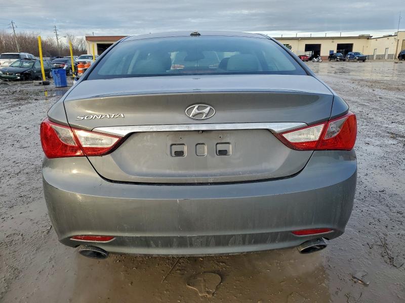 Photo 6 from auction – 2012 HYUNDAI SONATA SE with VIN 5NPEC4AC2CH444937