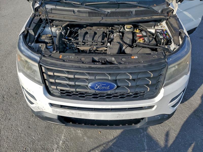 Photo 12 from auction – 2017 FORD EXPLORER P with VIN 1FM5K8AR6HGD58620