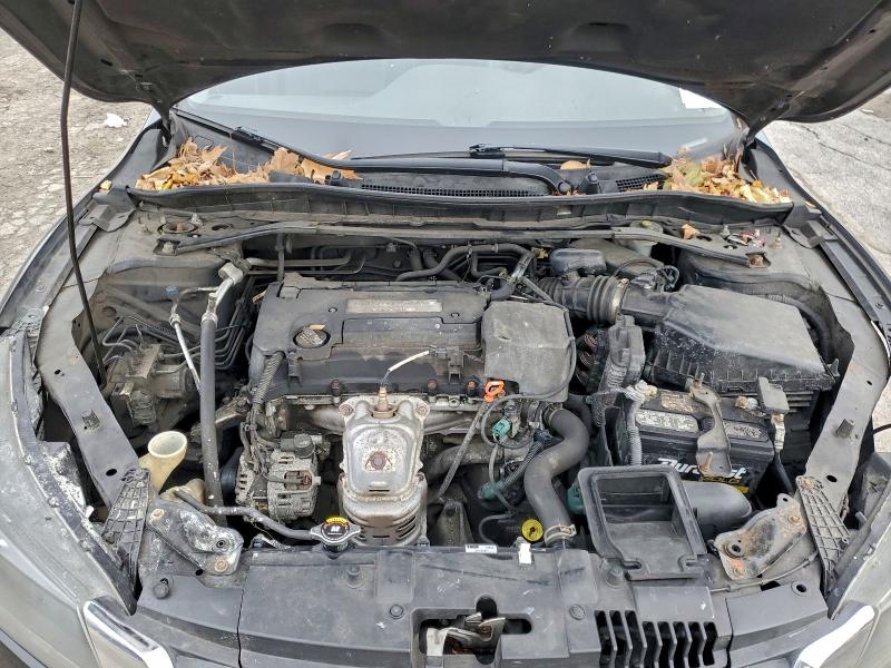 Photo 11 from auction – 2015 HONDA ACCORD EXL with VIN 1HGCR2F85FA207872