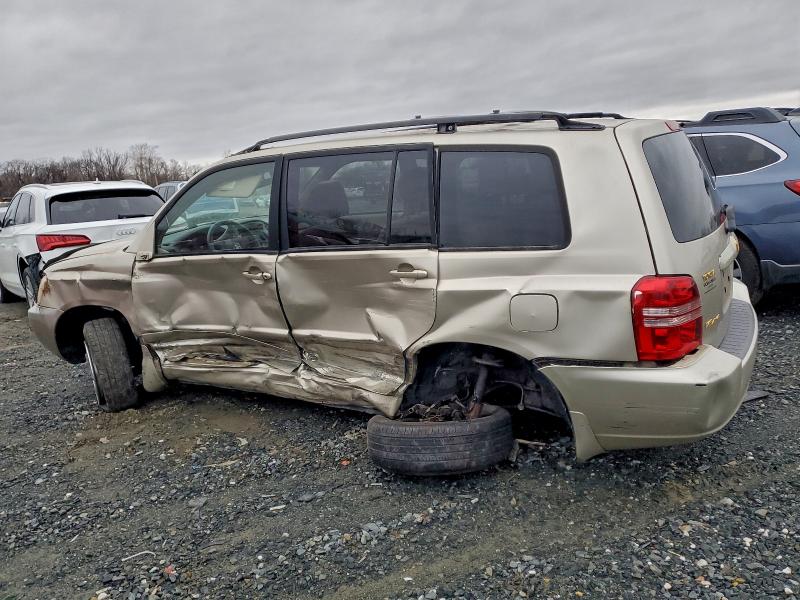 Photo 2 from auction – 2001 TOYOTA HIGHLANDER with VIN JTEHF21A110030318