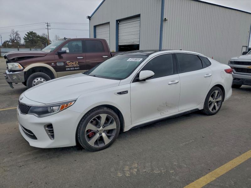 KIA OPTIMA SX 2016 with VIN 5XXGW4L22GG025590 - Photo from auction