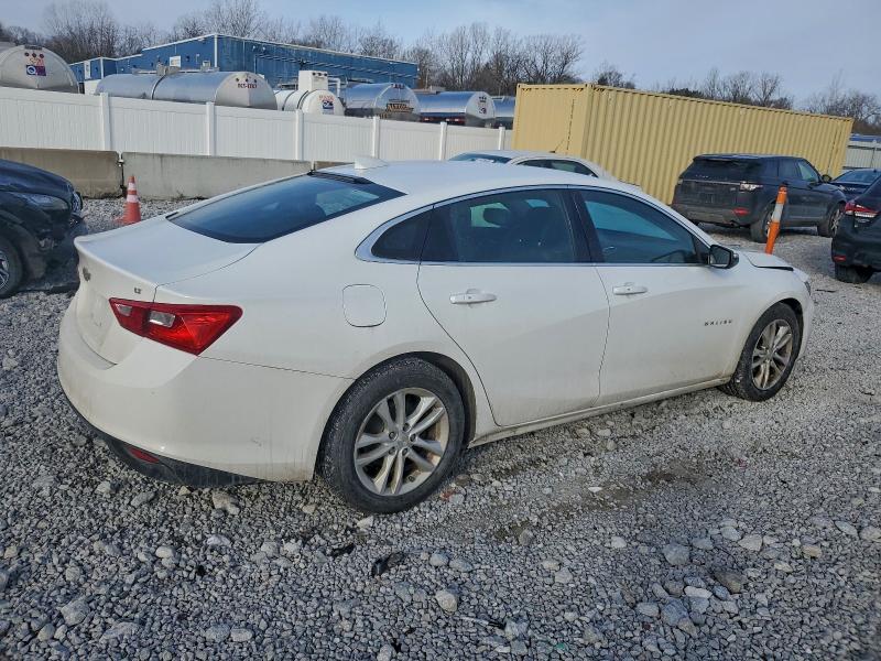 Photo 3 from auction – 2017 CHEVROLET MALIBU LT with VIN 1G1ZE5ST2HF246174