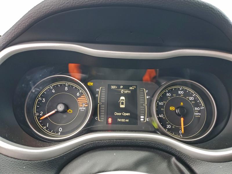 Photo 9 from auction – 2018 JEEP CHEROKEE L with VIN 1C4PJLLB9JD590882