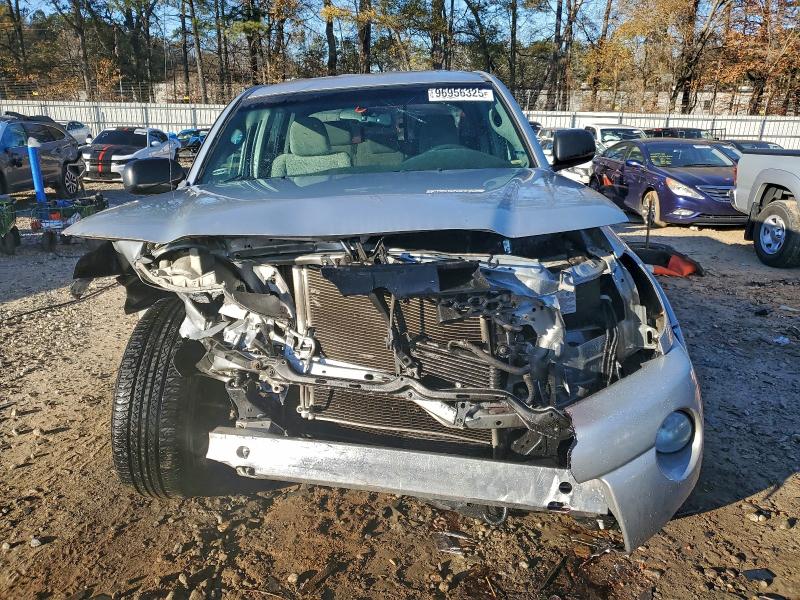 Photo 5 from auction – 2011 TOYOTA TACOMA DOU with VIN 5TFJU4GN2BX007995