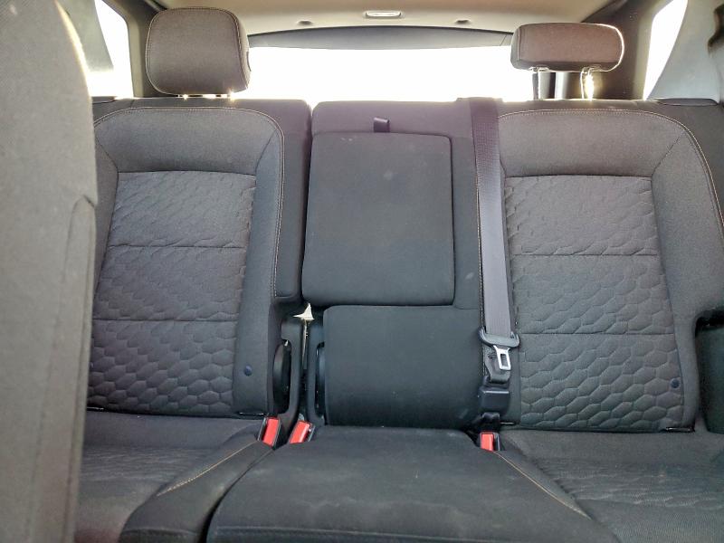 Photo 10 from auction – 2018 CHEVROLET EQUINOX LT with VIN 2GNAXJEV3J6341340