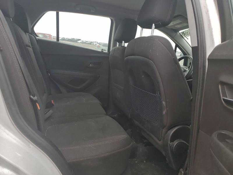 Photo 11 from auction – 2018 CHEVROLET TRAX LS with VIN 3GNCJKSB1JL375315