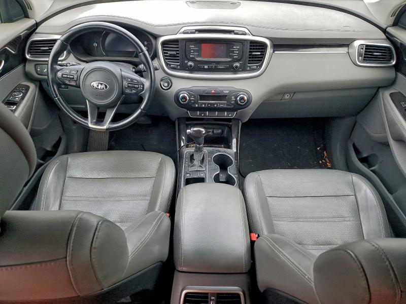 Photo 8 from auction – 2016 KIA SORENTO with VIN 5XYPH4A55GG187152