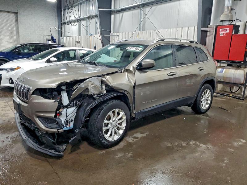 JEEP CHEROKEE 2019 with VIN 1C4PJMCB8KD423906 - Photo from auction