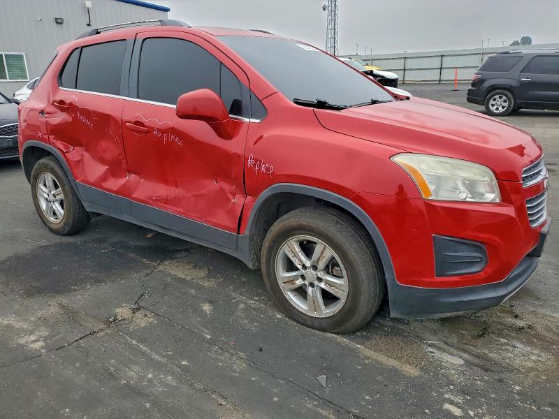 Photo 4 from auction – 2015 CHEVROLET TRAX 1LT with VIN 3GNCJRSB7FL206903