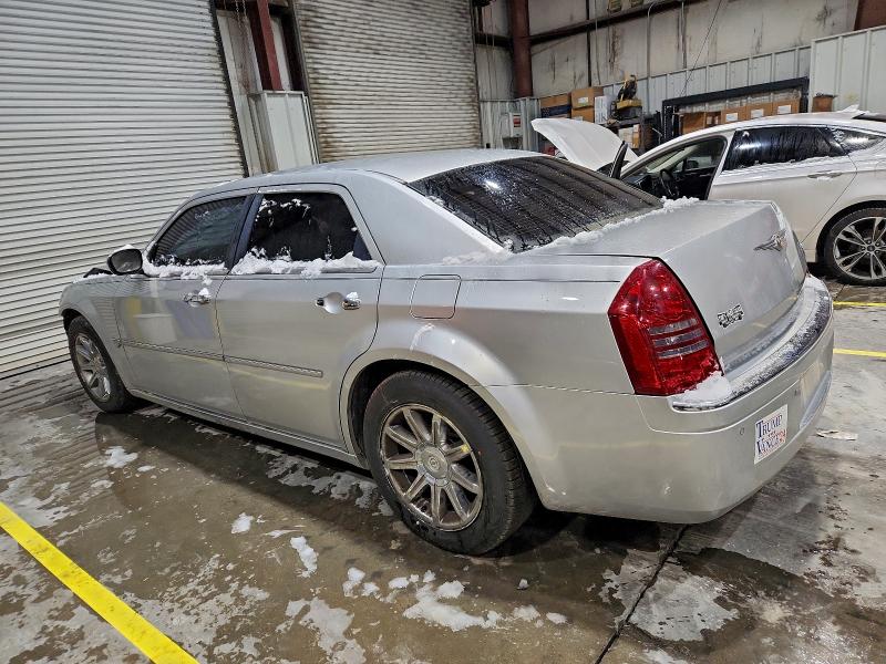 Photo 2 from auction – 2005 CHRYSLER 300C with VIN 2C3AA63H85H163721
