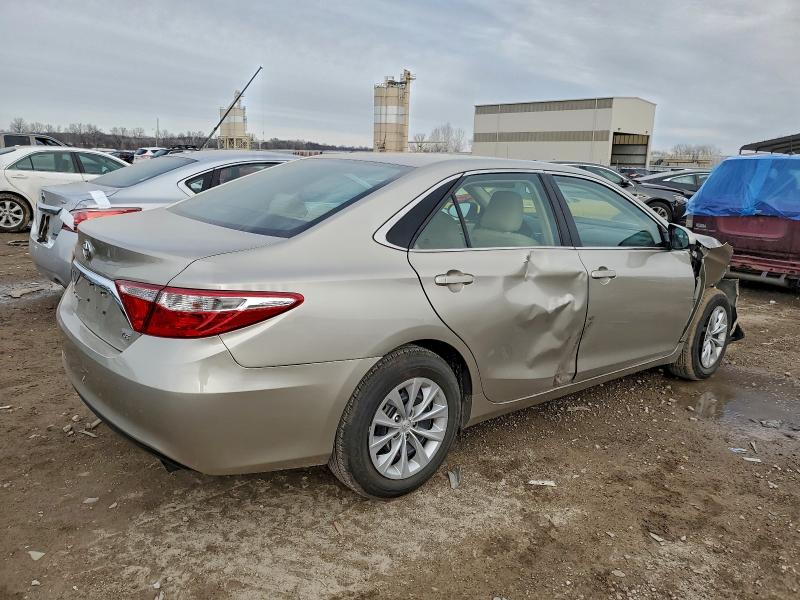 Photo 3 from auction – 2016 TOYOTA CAMRY LE with VIN 4T4BF1FK2GR532974