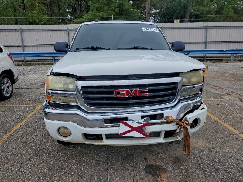 Photo 5 from auction – 2004 GMC NEW SIERRA with VIN 2GTEK19T541189709