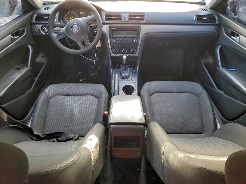 Photo 8 from auction – 2012 VOLKSWAGEN PASSAT S with VIN 1VWAP7A3XCC073703