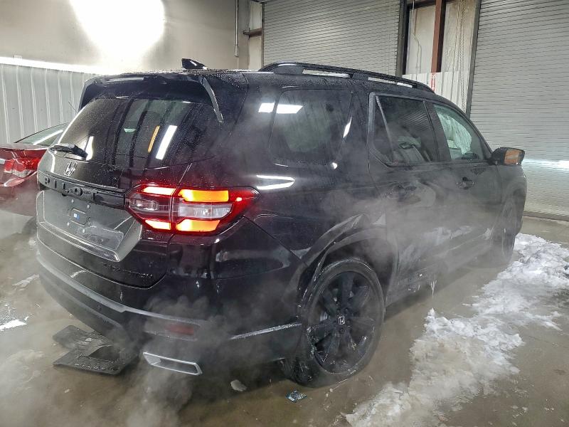 Photo 3 from auction – 2025 HONDA PILOT BLAC with VIN 5FNYG1H95SB101983