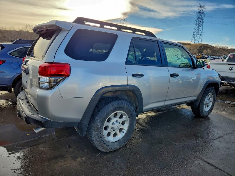 Photo 3 from auction – 2010 TOYOTA 4RUNNER SR with VIN JTEBU5JR3A5017396