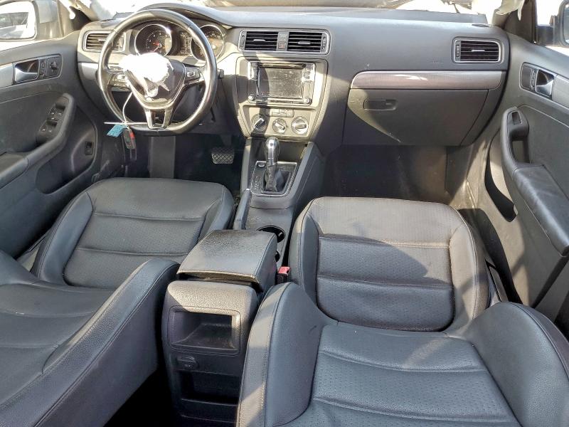 Photo 8 from auction – 2017 VOLKSWAGEN JETTA SE with VIN 3VWDB7AJ7HM238638