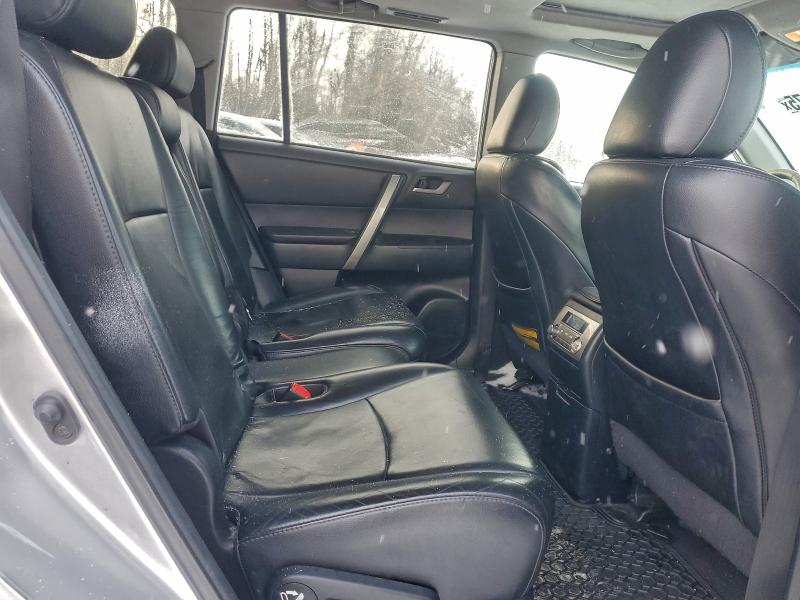 Photo 11 from auction – 2013 TOYOTA HIGHLANDER with VIN 5TDBK3EH1DS212914
