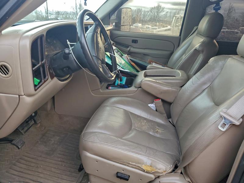 Photo 7 from auction – 2005 CHEVROLET SILVERADO with VIN 2GCEK13TX51240986