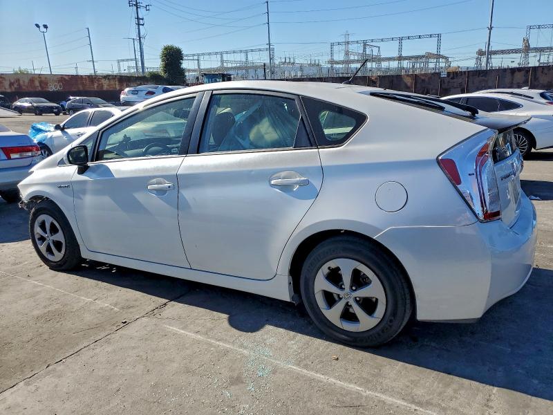 Photo 2 from auction – 2014 TOYOTA PRIUS with VIN JTDKN3DU0E1742523