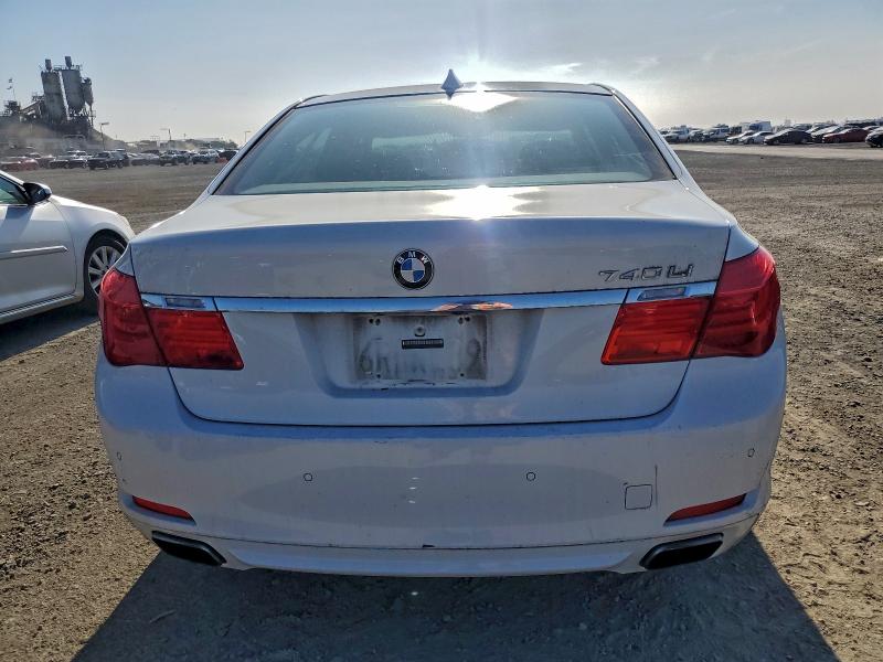 Photo 6 from auction – 2011 BMW 740 LI with VIN WBAKB4C54BC573810