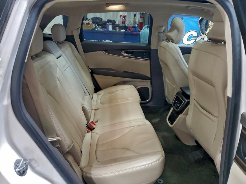 Photo 11 from auction – 2016 LINCOLN MKX RESERV with VIN 2LMTJ8LR8GBL73413