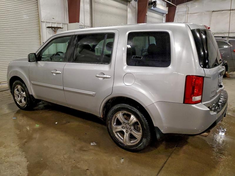 Photo 2 from auction – 2012 HONDA PILOT EXLN with VIN 5FNYF4H74CB004472
