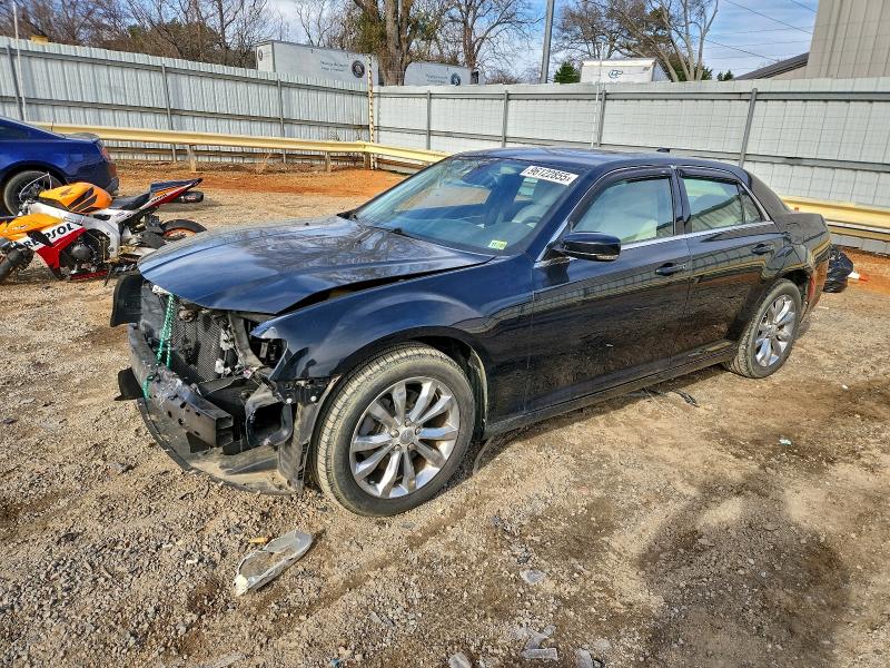 CHRYSLER 300 LIMITE 2015 with VIN 2C3CCARG6FH884528 - Photo from auction