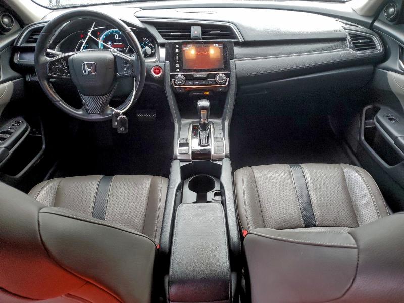 Photo 8 from auction – 2017 HONDA CIVIC with VIN 19XFC1F93HE204677