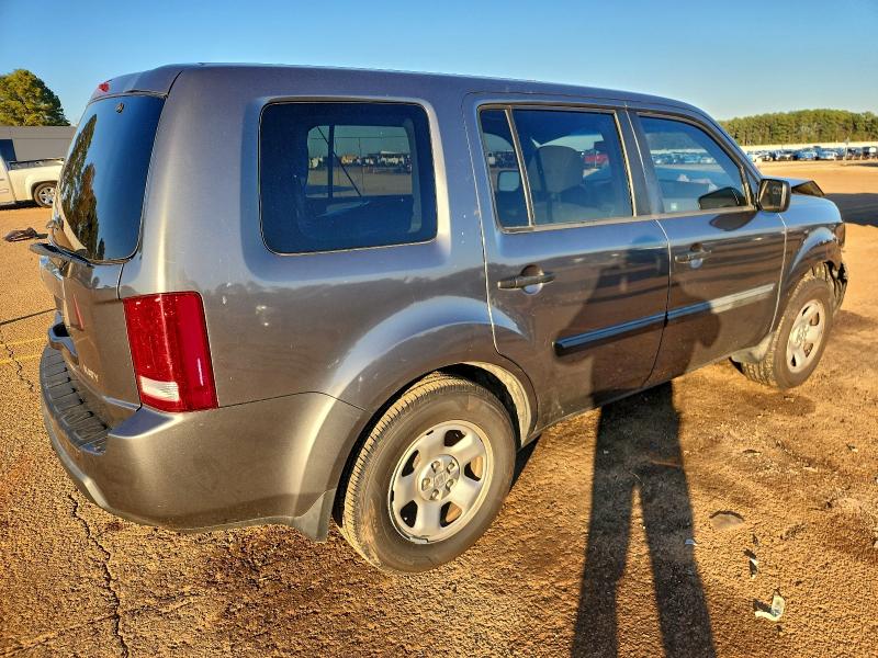 Photo 3 from auction – 2011 HONDA PILOT LX with VIN 5FNYF3H21BB010470