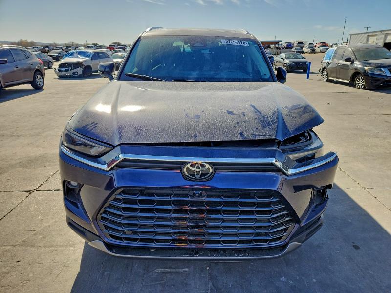 Photo 5 from auction – 2024 TOYOTA GRAND HIGH with VIN 5TDAAAA59RS019691